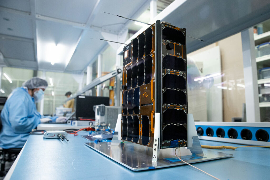 Brik-2 first dutch military nanosatellite